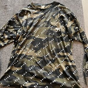 VS PINK Camo Longsleeve